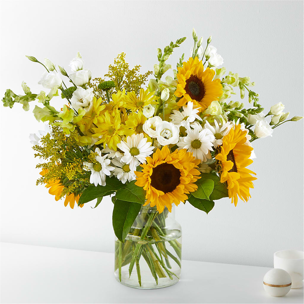 Hello Sunshine Bouquet – ADAM & EVE FLOWERS & BALLOONS, Lafayette IN