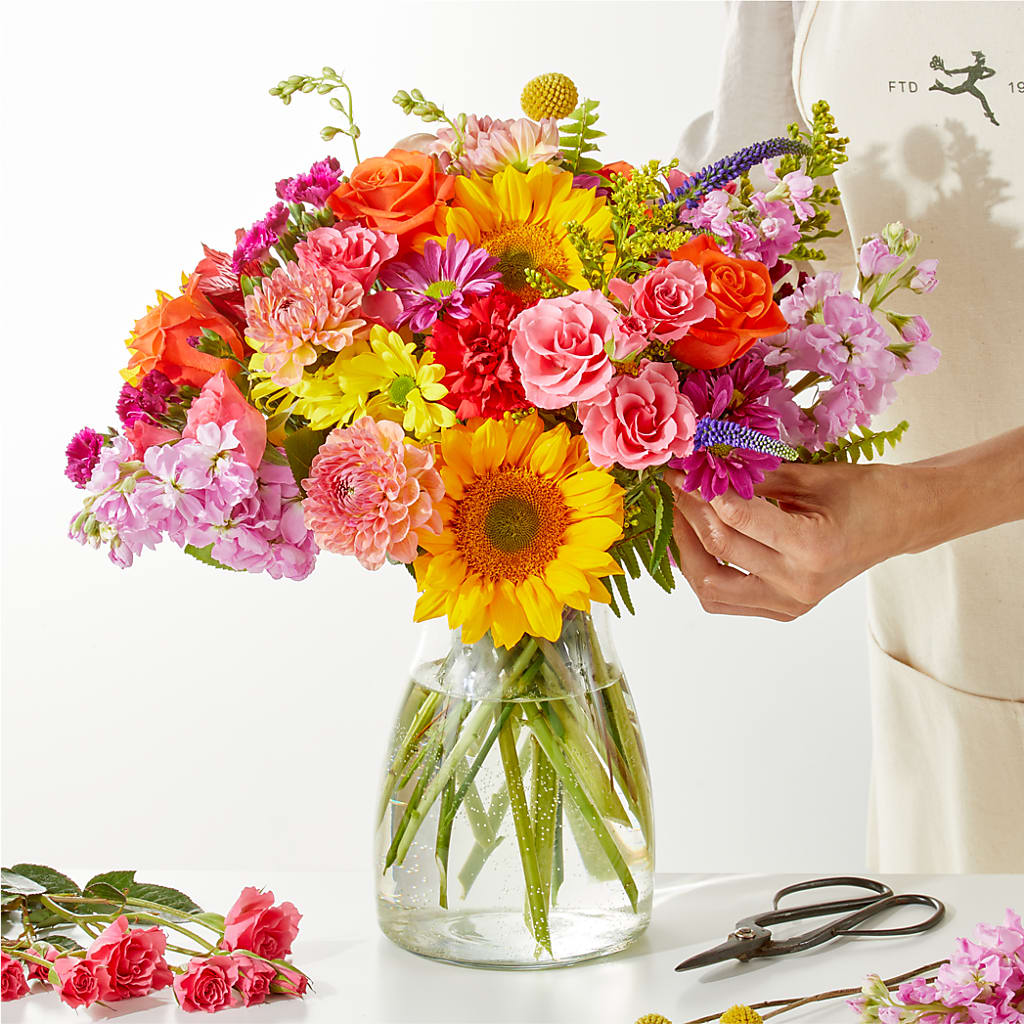 Cue the Confetti - A Florist Original – ADAM & EVE FLOWERS & BALLOONS, Lafayette IN