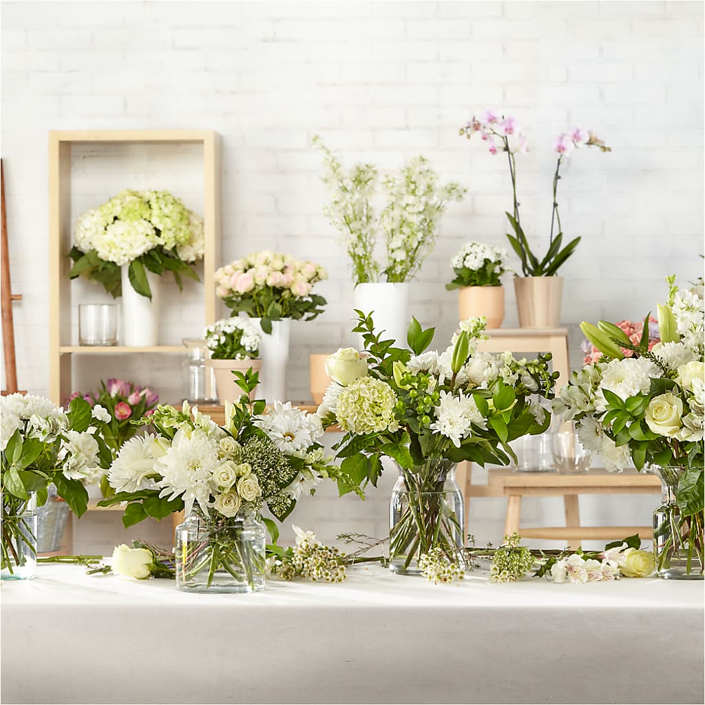 Classic Ivory – A Florist Original – ADAM & EVE FLOWERS & BALLOONS, Lafayette IN